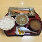 ハラス焼きとモツ煮セット(多満利屋きらく)