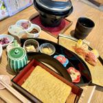 だしまきご膳と釜たきご飯(京都離宮　おだしとだしまき)