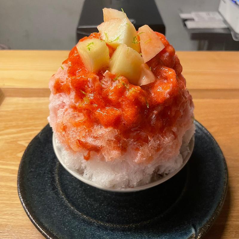 白桃べにみなみ &信州生苺(中町氷菓店  果実と氷 吉祥寺)