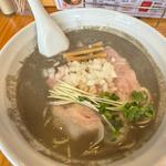 濃厚煮干らーめん(煮干らーめん紫乱)
