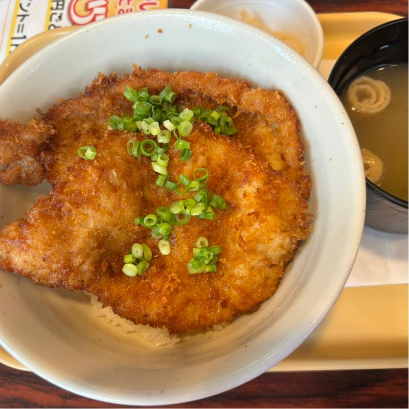 たれカツ丼味噌汁・漬物付き　ご飯小(ガスト 亀岡店)