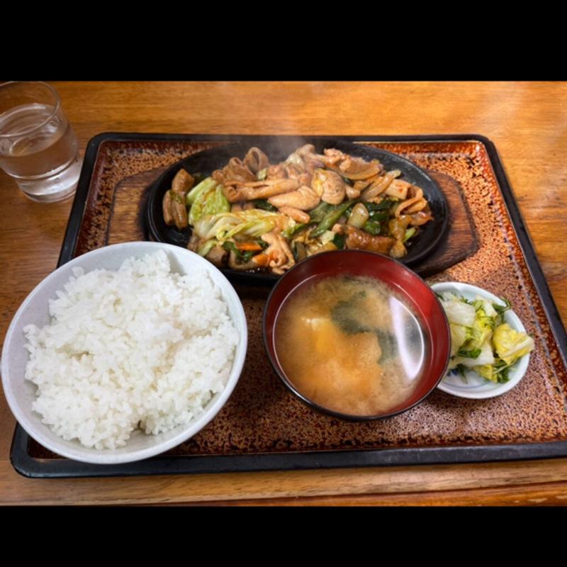 豚ホルモン定食(黒田屋)