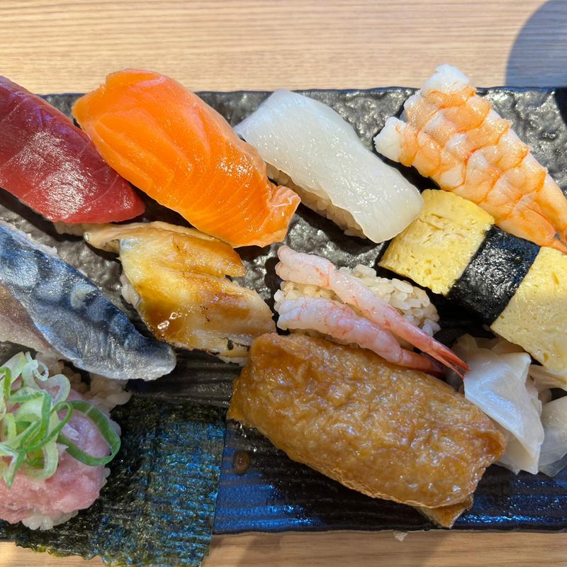 お昼の握り　幸(鮨 酒 肴 杉玉 茗荷谷)