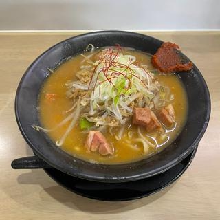 鴨だし辛味噌ラーメン(Noodleshop arakawa)