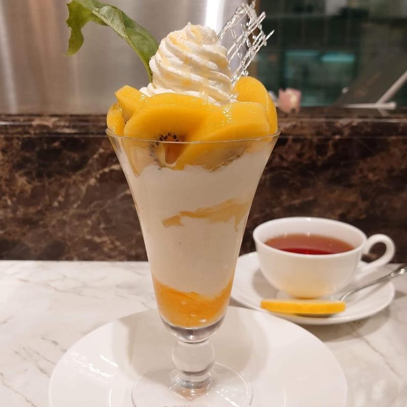 さぬきゴールドのパフェ(千疋屋総本店 髙島屋新宿店)
