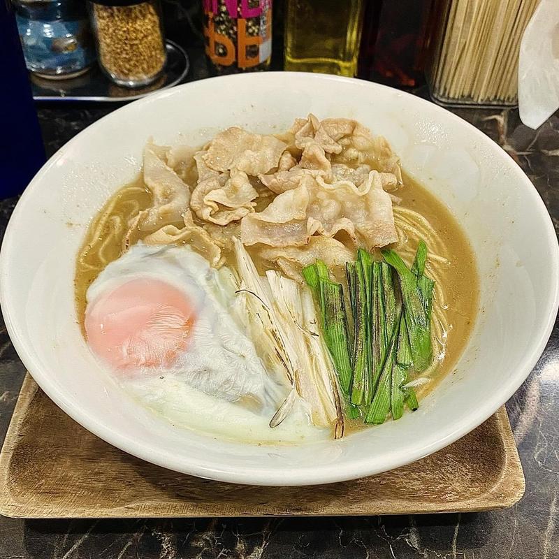 一貴山月見そば(群青 )