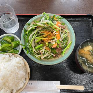 ニラレバ定食(丸福)