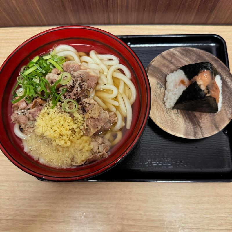 肉うどん　紀州南高梅おにぎり(肉そばとおにぎり 一のや アキバトリム店)