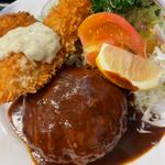 ハンバーグ、エビフライ、カニクリームコロッケ(キッチンスズキ)