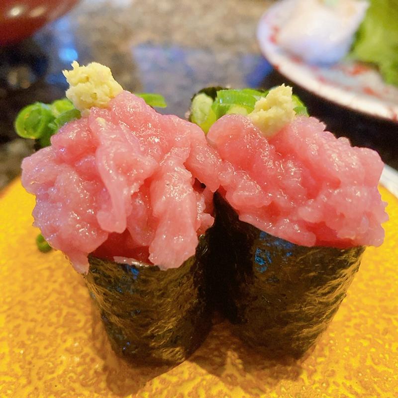 本マグロの中落ち軍艦(すし辰緑井本店 )