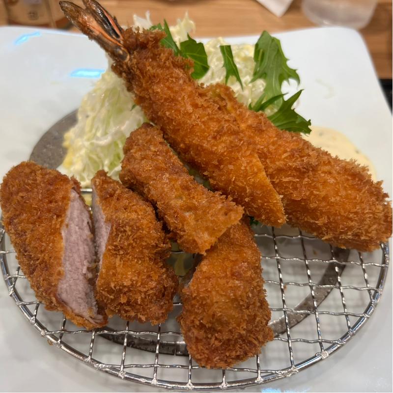 えびヒレ定食(大八万楼)