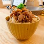 鶏出汁チャーシュー御飯