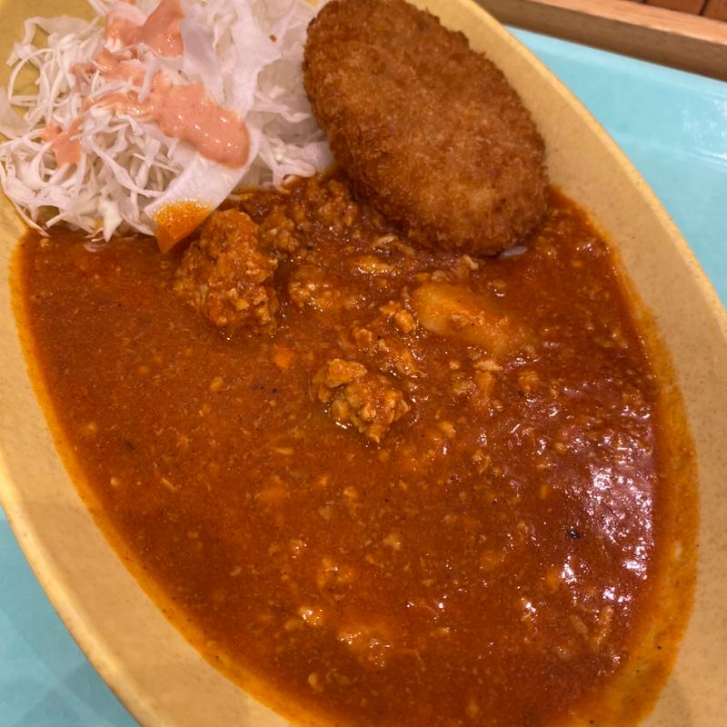 チキンキーマポテトカレー&コロッケ(Qasis)