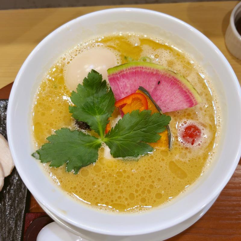 鶏白湯トリュフ蕎麦(銀座 篝 神戸三宮店)