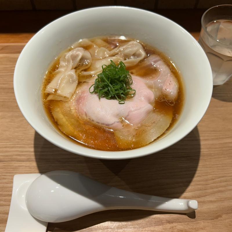 ワンタン醤油らぁめん(麺 ふじさき)