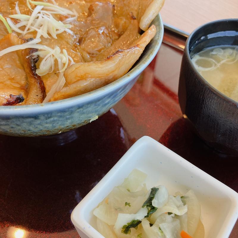 北海道ぶた丼(北海道生まれ和食処とんでん 北鎌倉店)