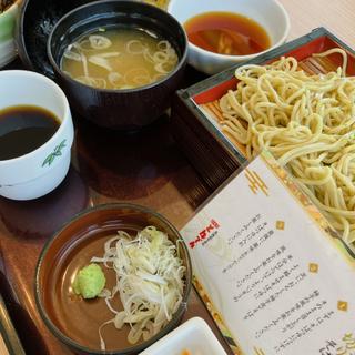 柚子切りそばとミニうな丼(北海道生まれ和食処とんでん 北鎌倉店)