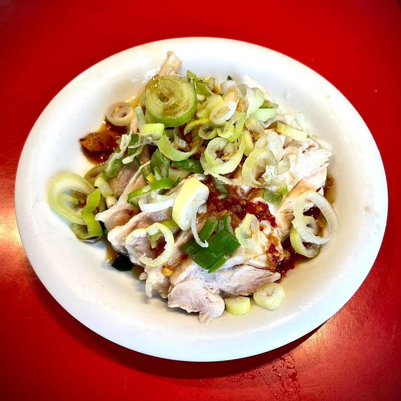 蒸し鶏(郭 政良 味仙 東京神田西口店)