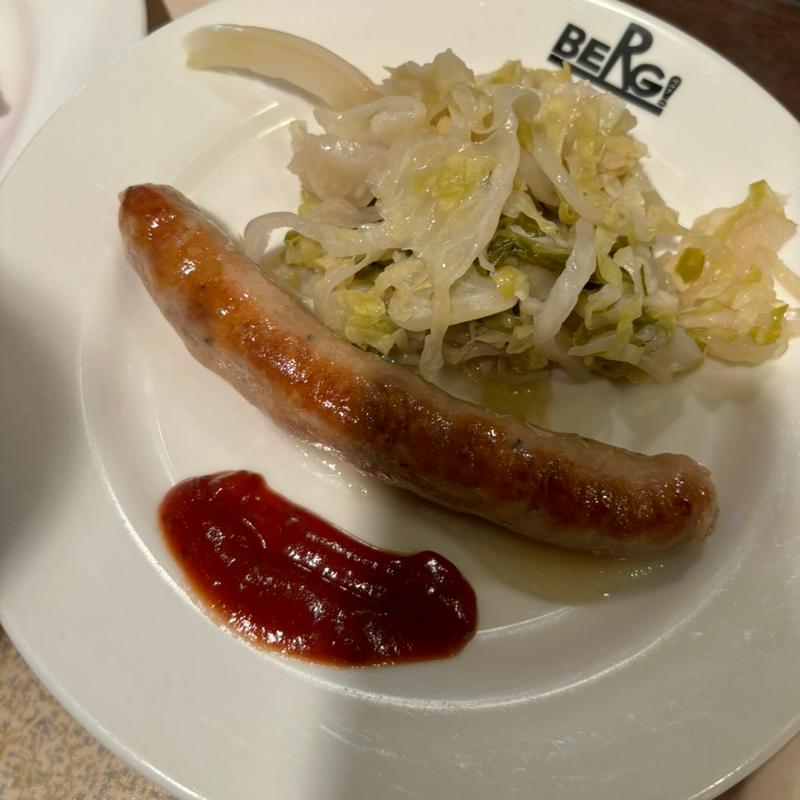 ソーセージ＆クラウト(ビア&カフェ BERG（ベルク）)