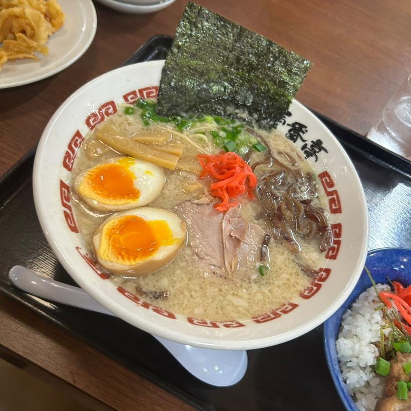 味玉とんこつラーメン(ラーメン屋 壱番亭 下館店 （らーめんや いちばんてい）)