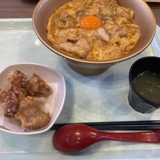 名古屋コーチン親子丼唐揚げセット(鳥開 総本家 土岐プレミアムアウトレット店 )