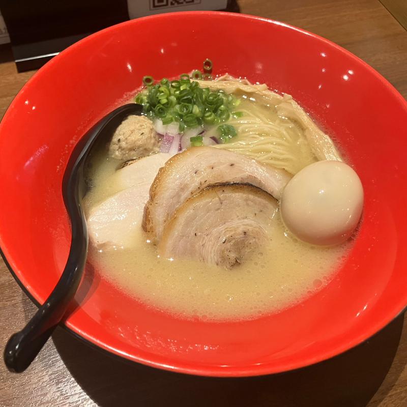 特製トリコラーメン(濃厚鶏そば シロトリコ)