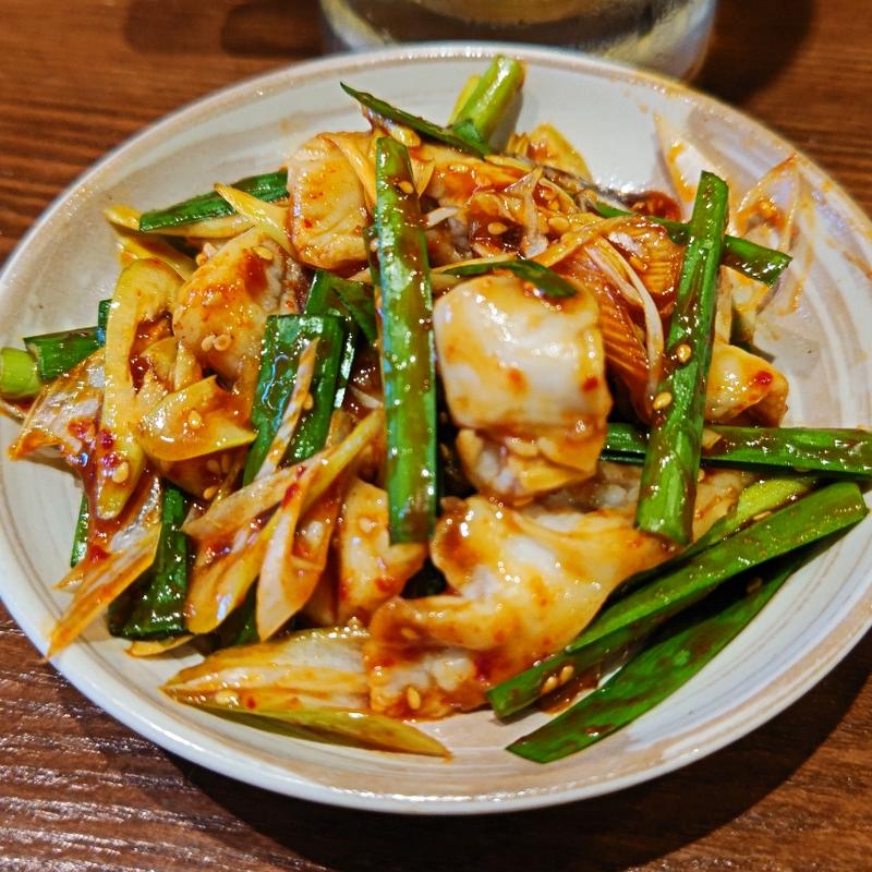 ピリ辛大トロホルモン(もつしげ 上大岡店)