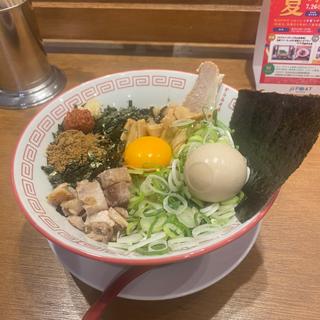 贅沢のせからみそまぜそば(からみそラーメンふくろう食堂大曽根店)