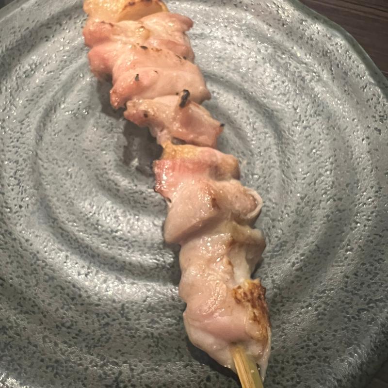 せせり（塩・たれ）(焼き鳥居酒屋 酉吉 代々木上原)