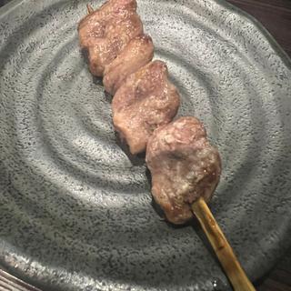 鳥はつ（塩・たれ）(焼き鳥居酒屋 酉吉 代々木上原)