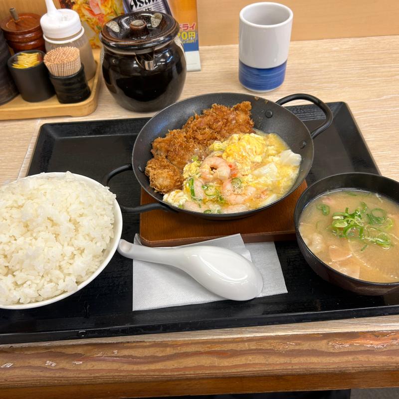 海鮮たまごチキンカツ定食(かつや 赤羽店)