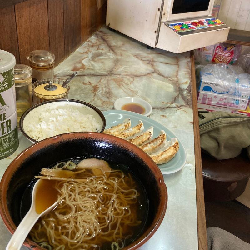 ギョウザライスとラーメン(らーめんランド１９０北坂戸店)