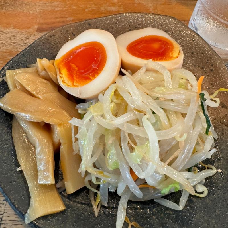 三種盛り(つけ麺屋 やすべえ 高田馬場店)
