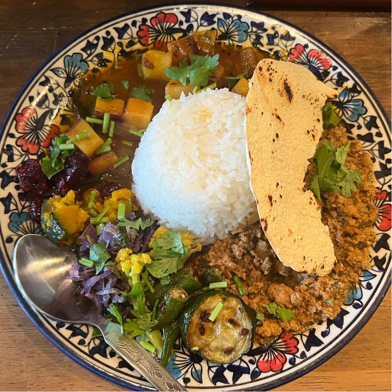 キーマカレーとさつまいものコザンブ(Indian Canteen AMI)