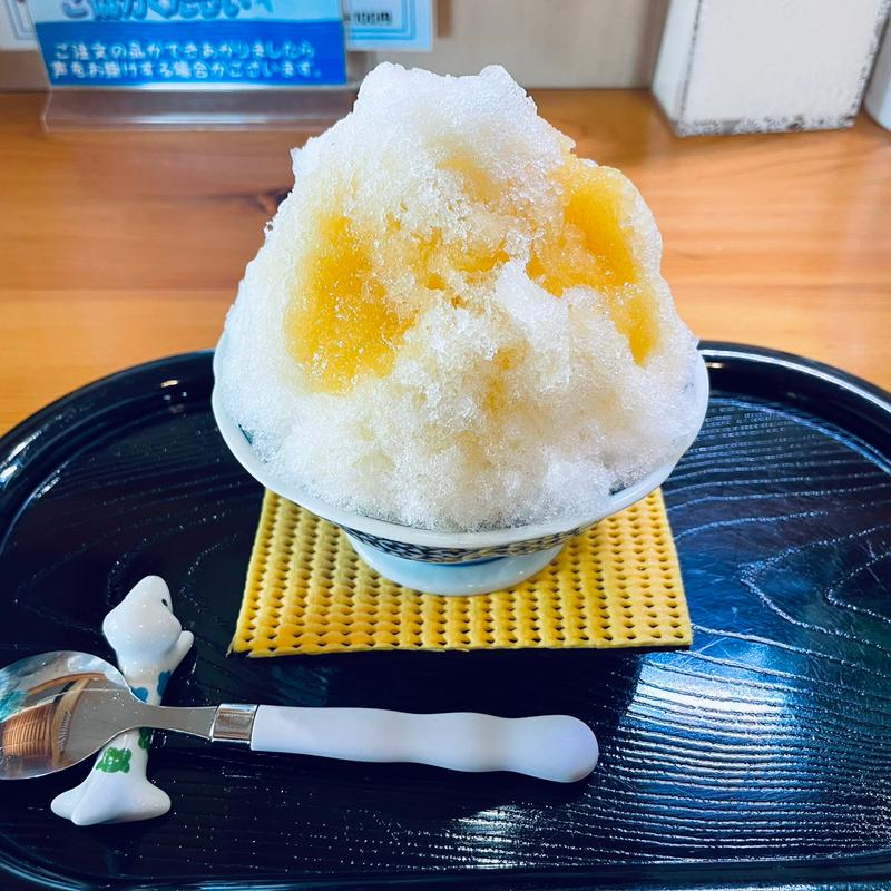 生パイナップルかき氷(かき氷🍧メダカ屋🐟ごえんさん)