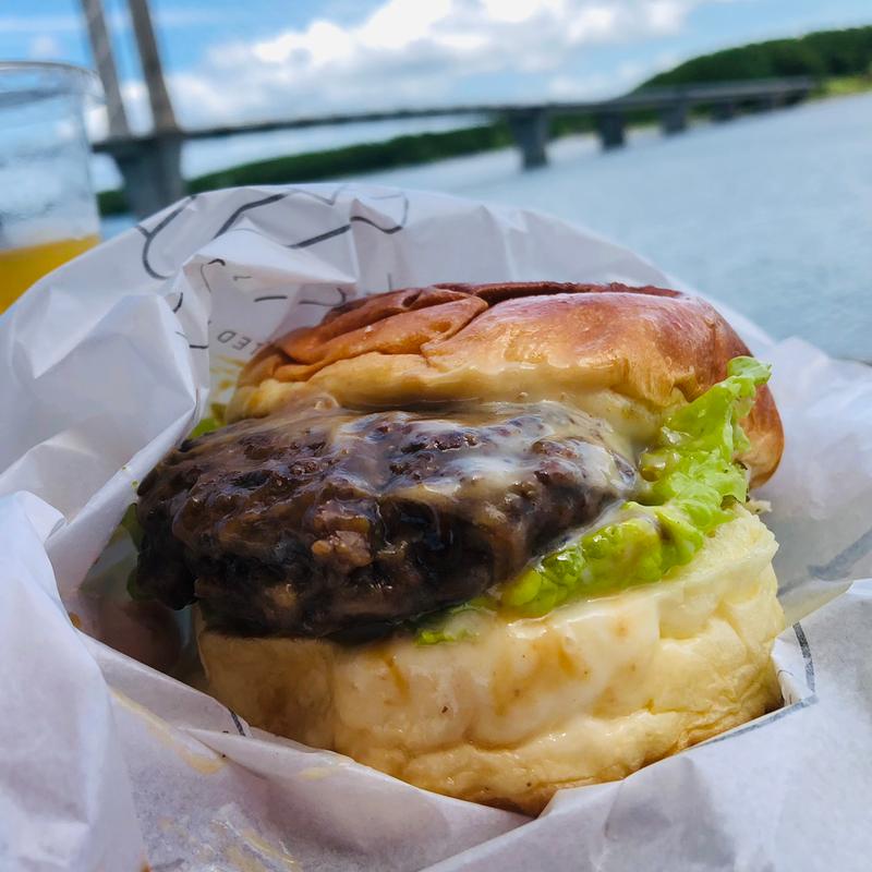 鹿児島産黒毛和牛パティ100% テリマヨバーガー(サンブリカフェ)