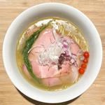 貝とトマトと鶏のトリプルスープの塩ラーメン