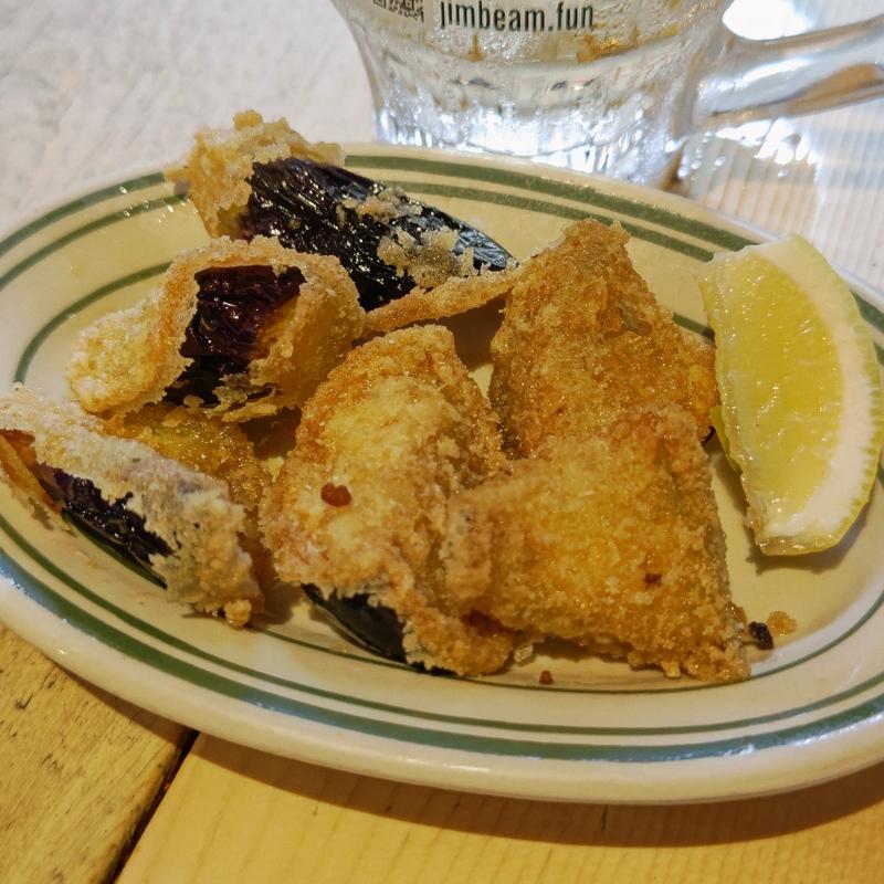 ナスのフリット(チャコールスタンド野毛)