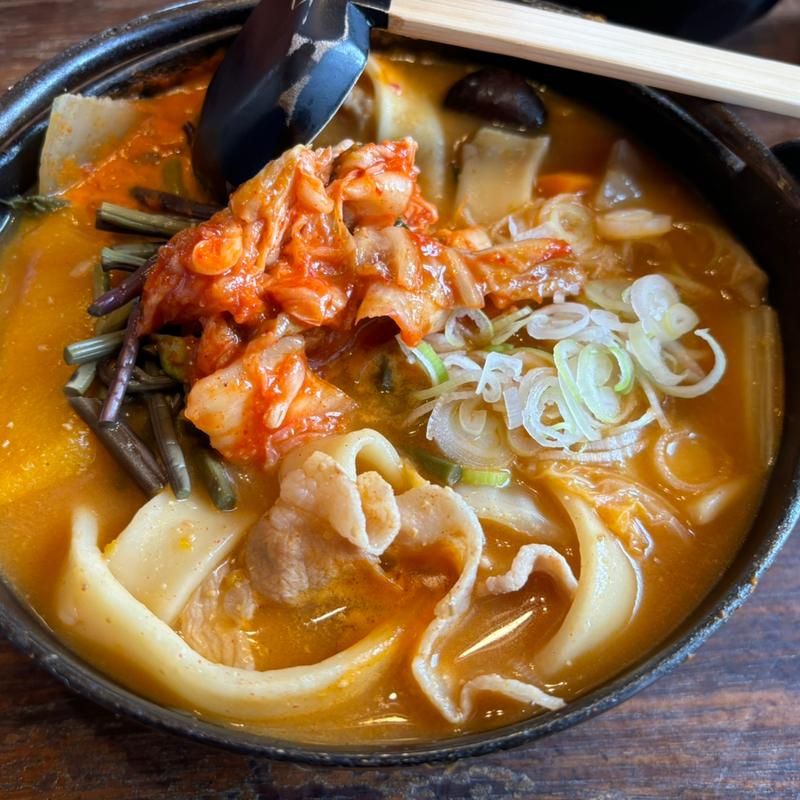 豚肉辛口ほうとう(小作河口湖店)