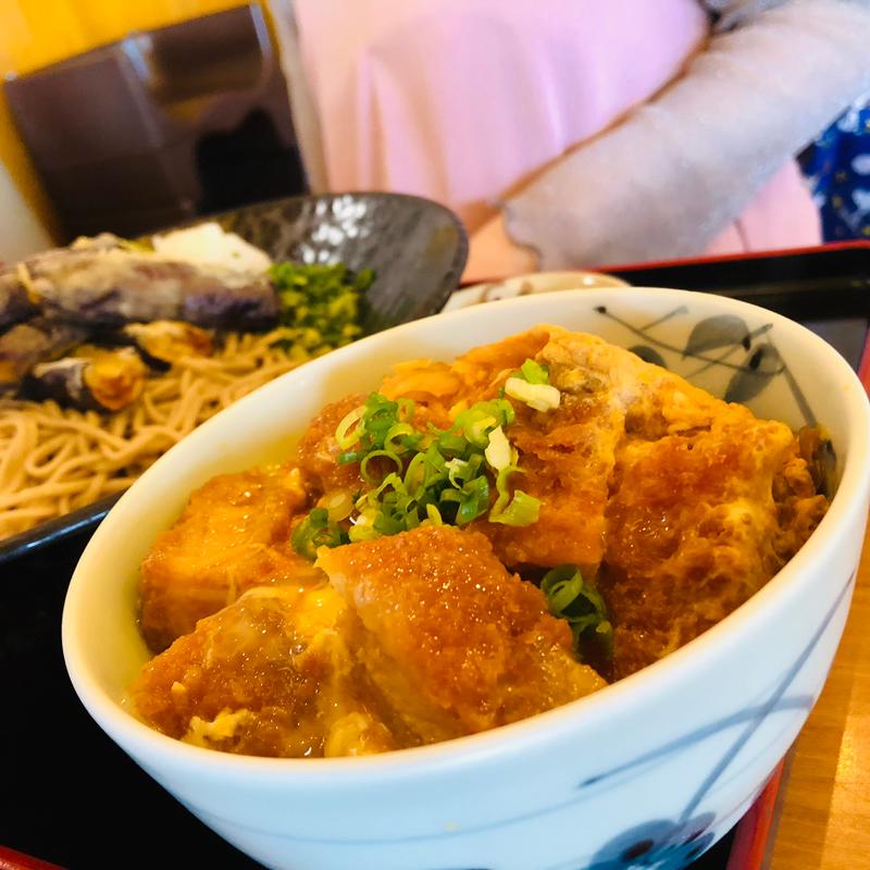 かつ小丼(農園レストラン だいだい)