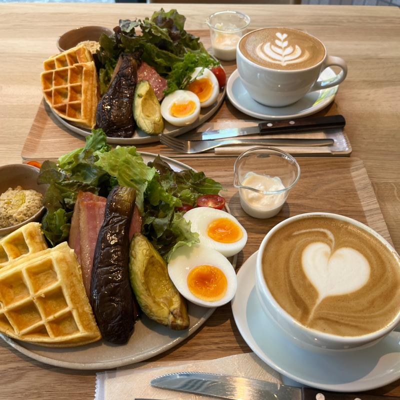 コンプレ、カフェラテ(ブルーボトルコーヒー 名古屋栄カフェ)