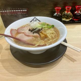 焦がし醤油ラーメン(蔵味噌ラーメン 晴っぴ 厚木店)