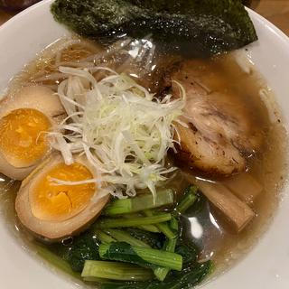 牛骨ラーメン　極み醤油　味玉(Japanese TOTTORI Noodle 藤喜)