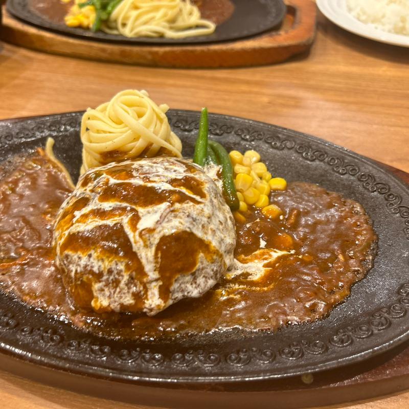 ロシア風ハンバーグ(モンブラン吾妻橋店)