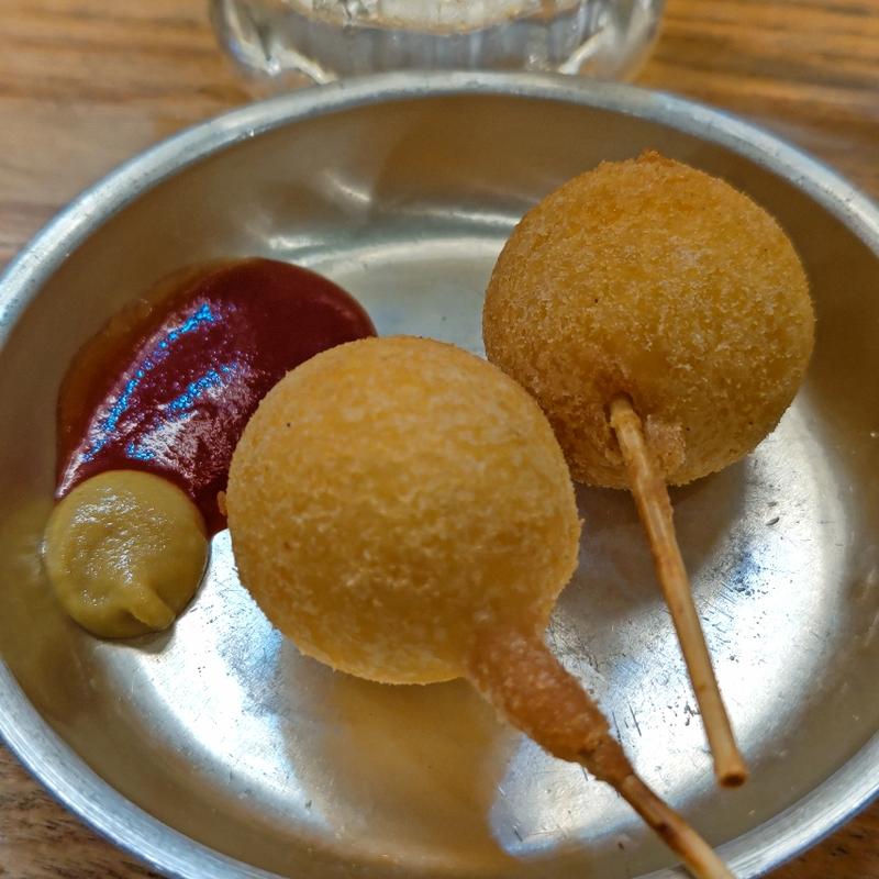 チーズドッグ(太陽ホエール 野毛本店)