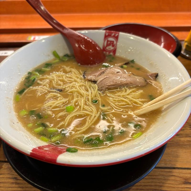 豚王(ラーメン凪 大宮東口店)