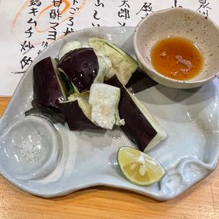 水茄子の刺身(炭火と酒とげんげん)