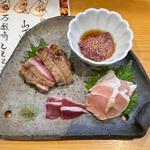 鳥刺し盛りハーフ