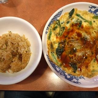 牡蠣オムレツ　半チャーハンセット(バーミヤン 大井町店)