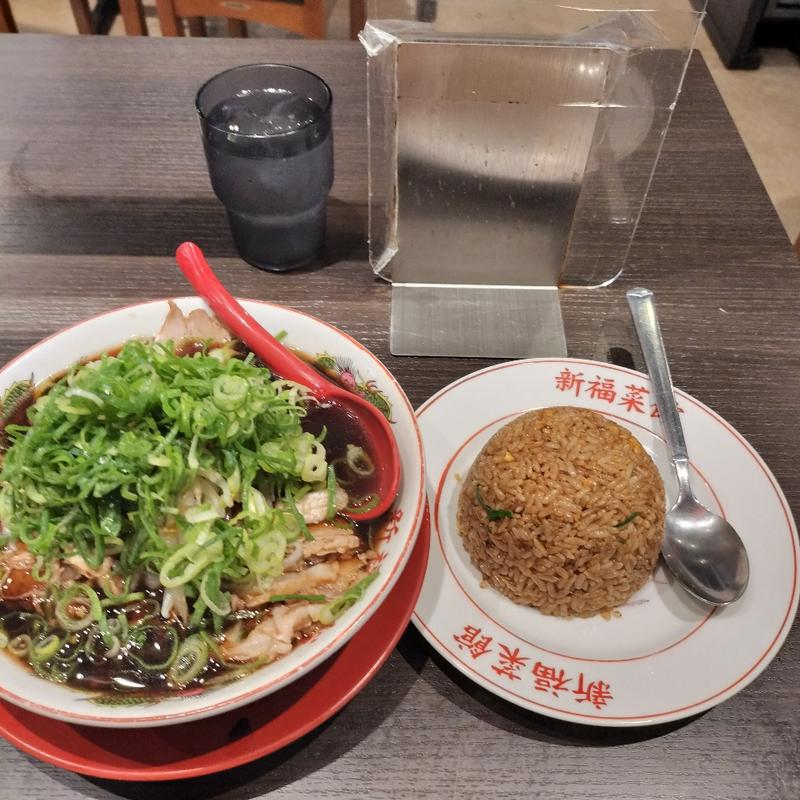 中華そば+焼きめし(新福菜館 秋葉原店)